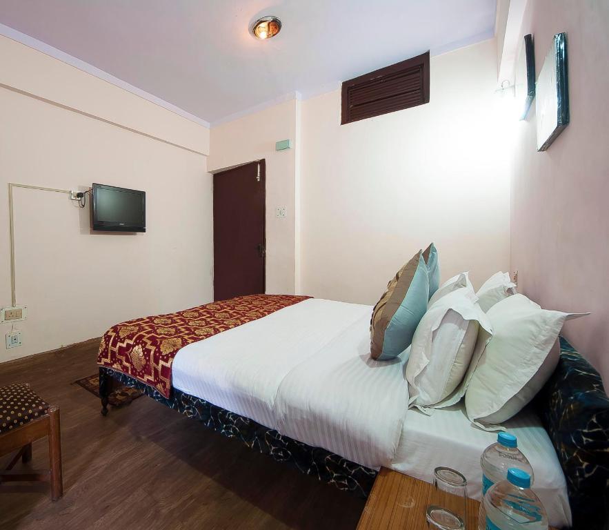 Hotel Anamika Naini Tāl Quarto foto