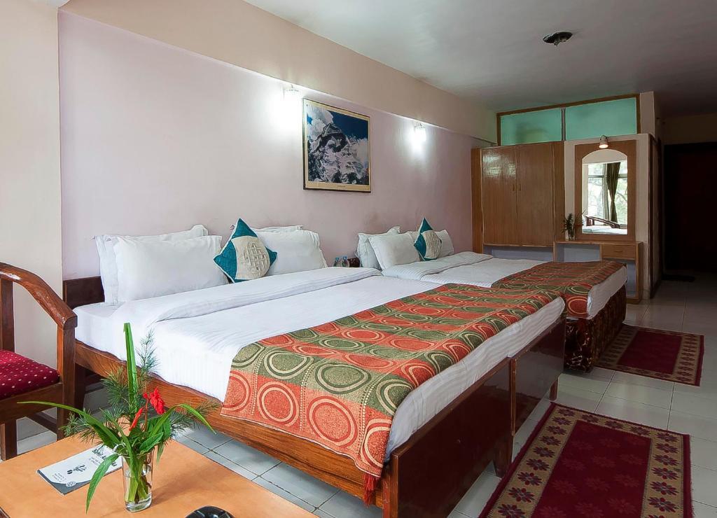 Hotel Anamika Naini Tāl Quarto foto